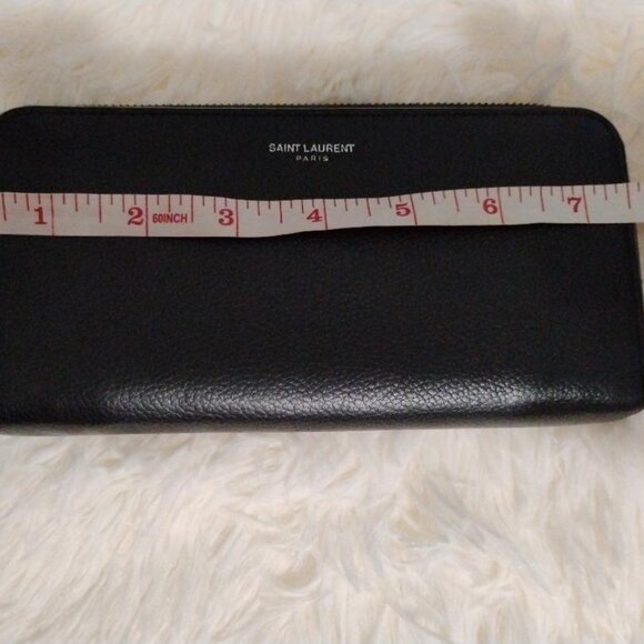 YSL Saint Laurent Black Logo Leather Zippy Wallet - Picture 7 of 8